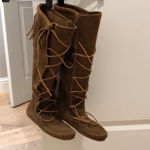 Minnetonka suede lace up fringe knee high boots!